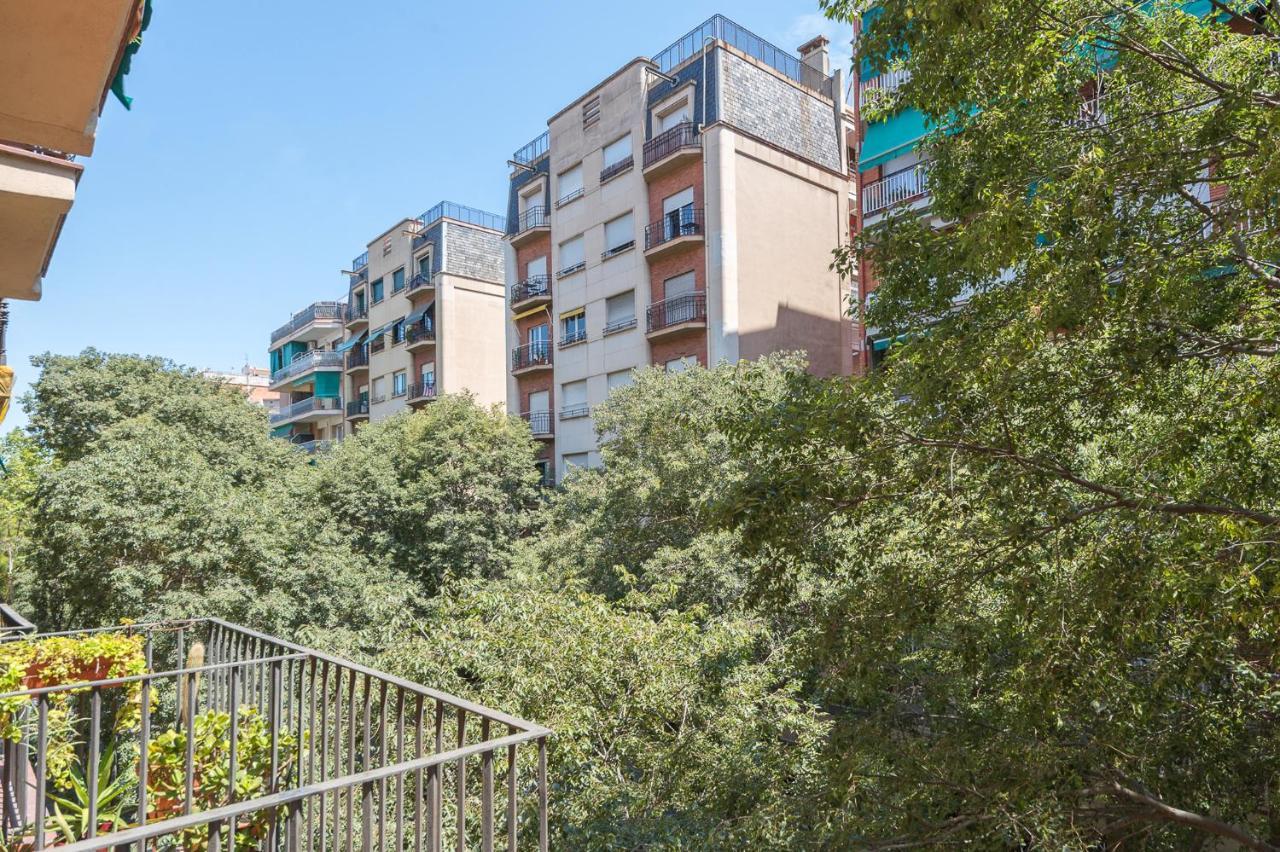 Spacious 3 Bed Apt In The Heart Of Sant Antoni Barcelona Eksteriør billede