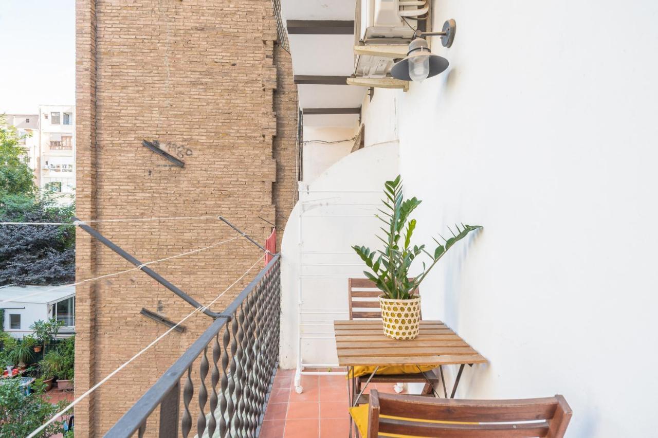 Spacious 3 Bed Apt In The Heart Of Sant Antoni Barcelona Eksteriør billede