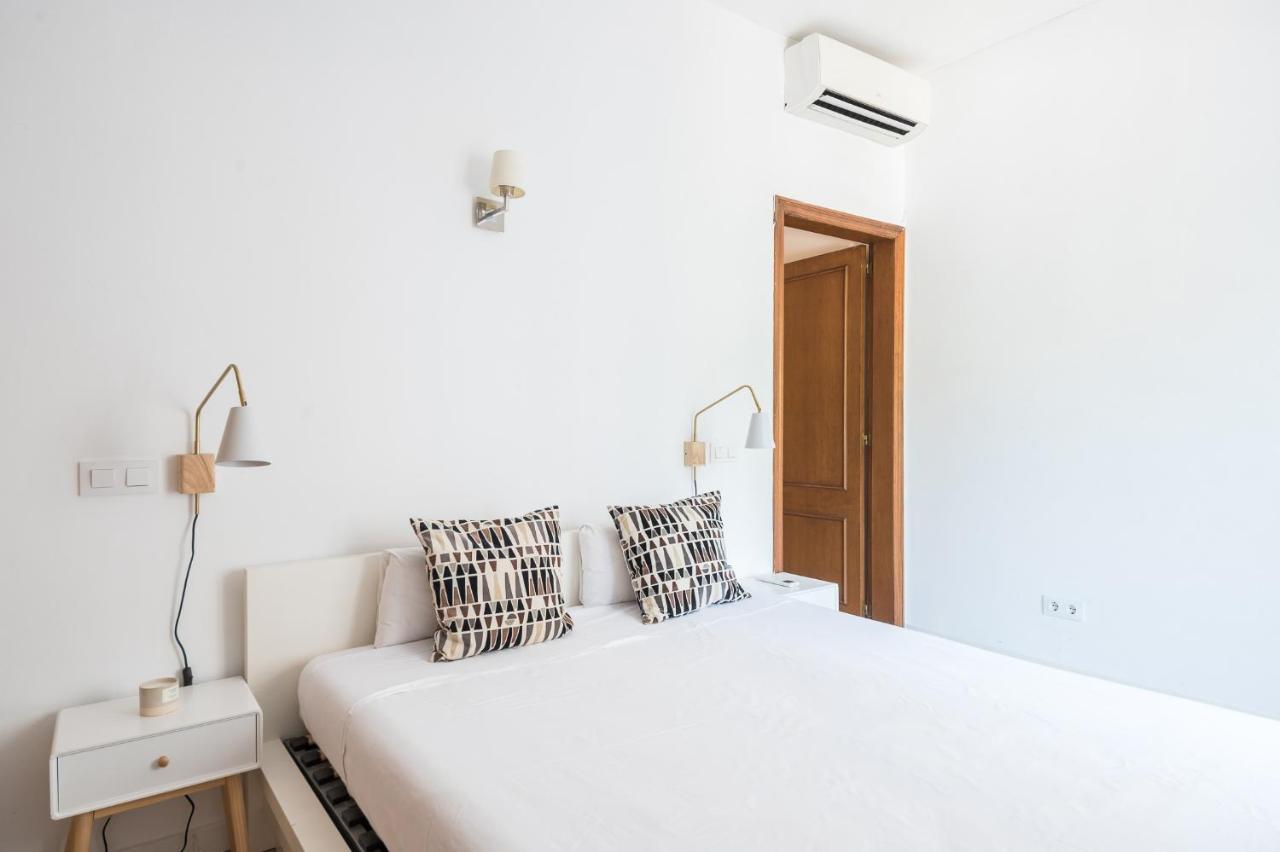 Spacious 3 Bed Apt In The Heart Of Sant Antoni Barcelona Eksteriør billede