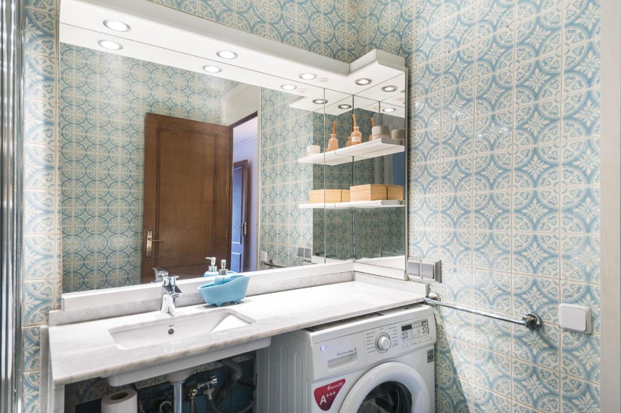 Spacious 3 Bed Apt In The Heart Of Sant Antoni Barcelona Eksteriør billede